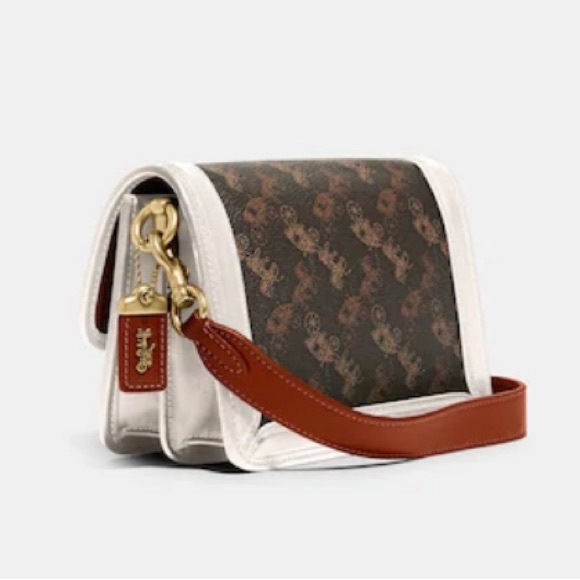 Hero Crossbody With Horse And Carriage Print - Picture 7 of 9